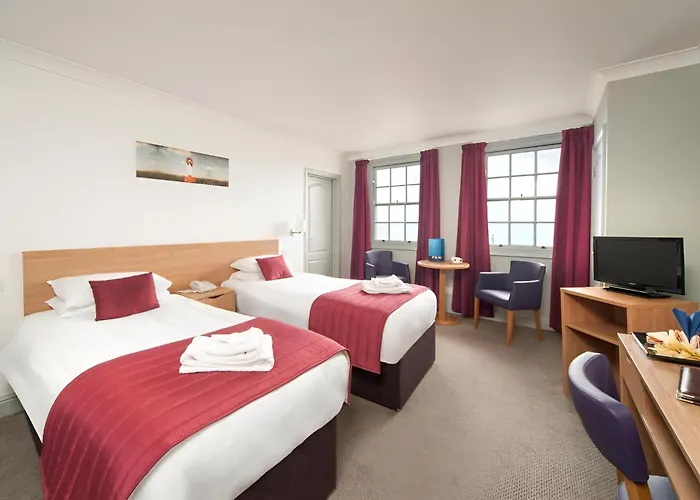 The Carlton Hotel