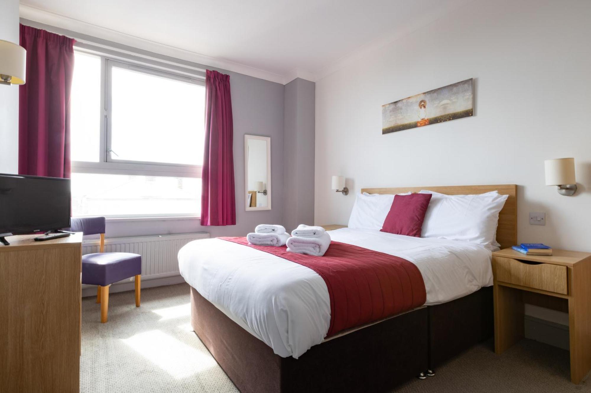 The Carlton Hotel 3*