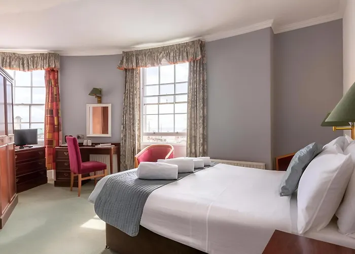The Carlton Hotel